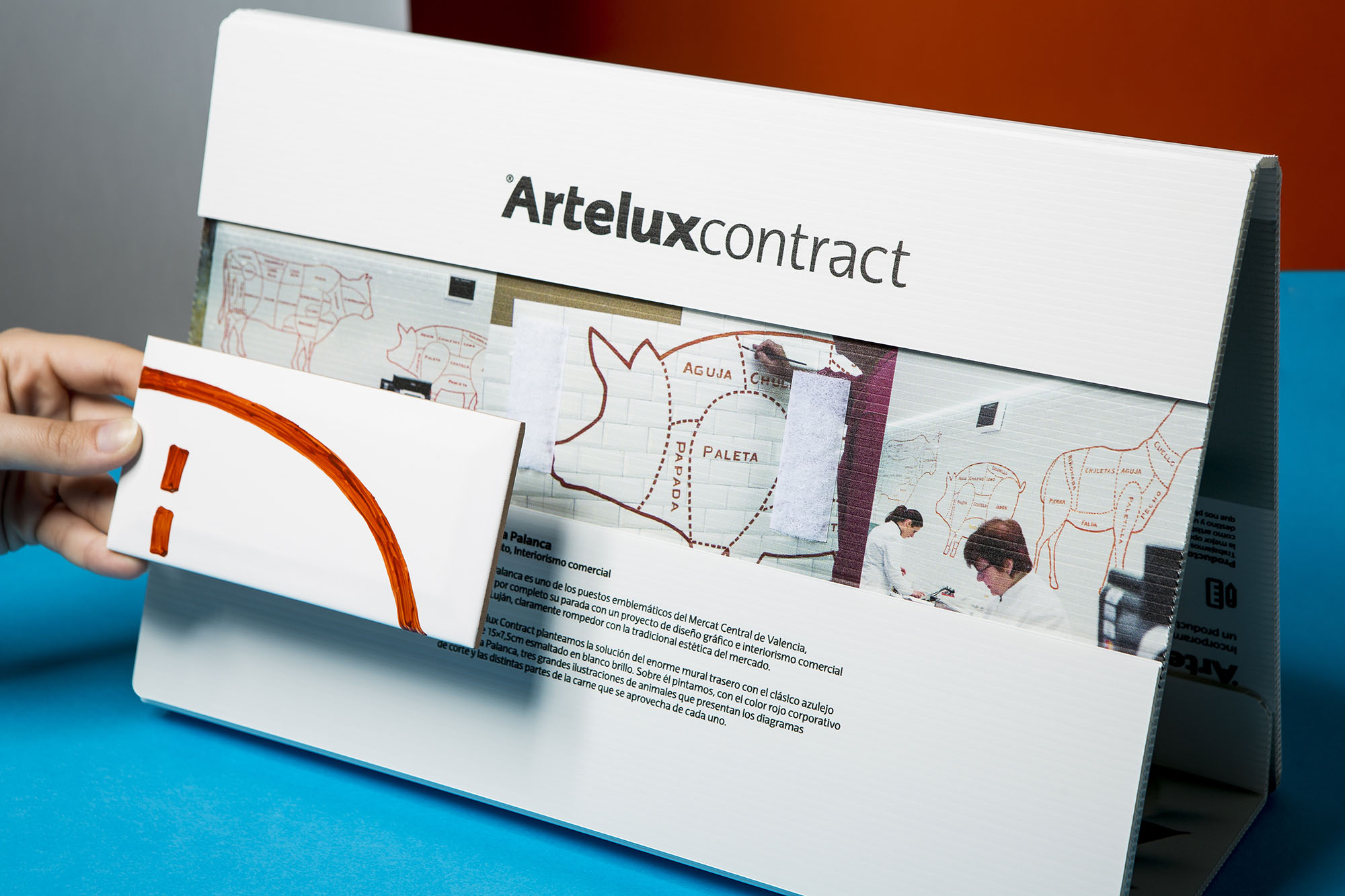 Carpeta de muestras para Artelux Contract Carpeta muestras cerámica pintada a mano Artelux Contract