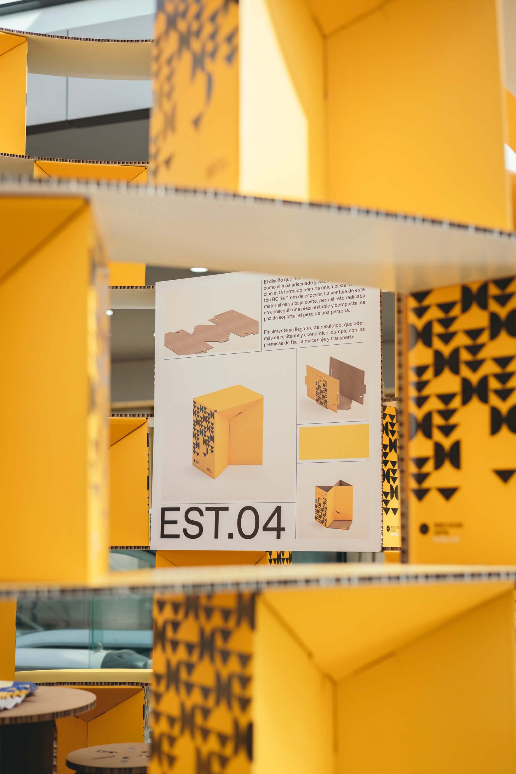 WDCStreet_Presentacion Feria Habitat_©Brava_es 051 Diseño Taburete y Stand World Design Capital Valencia 2022